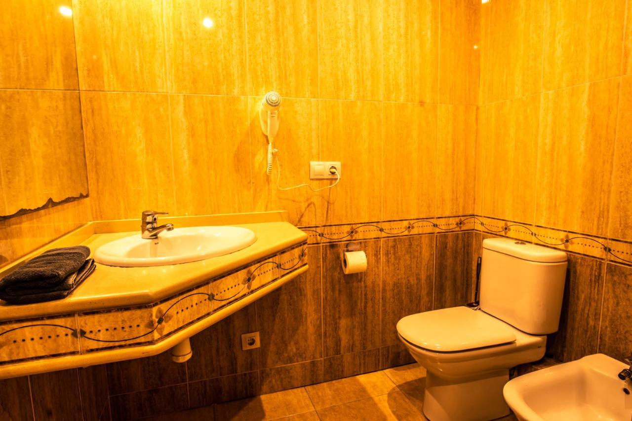 Apartaments Yaco Льорет-де-Мар Екстер'єр фото